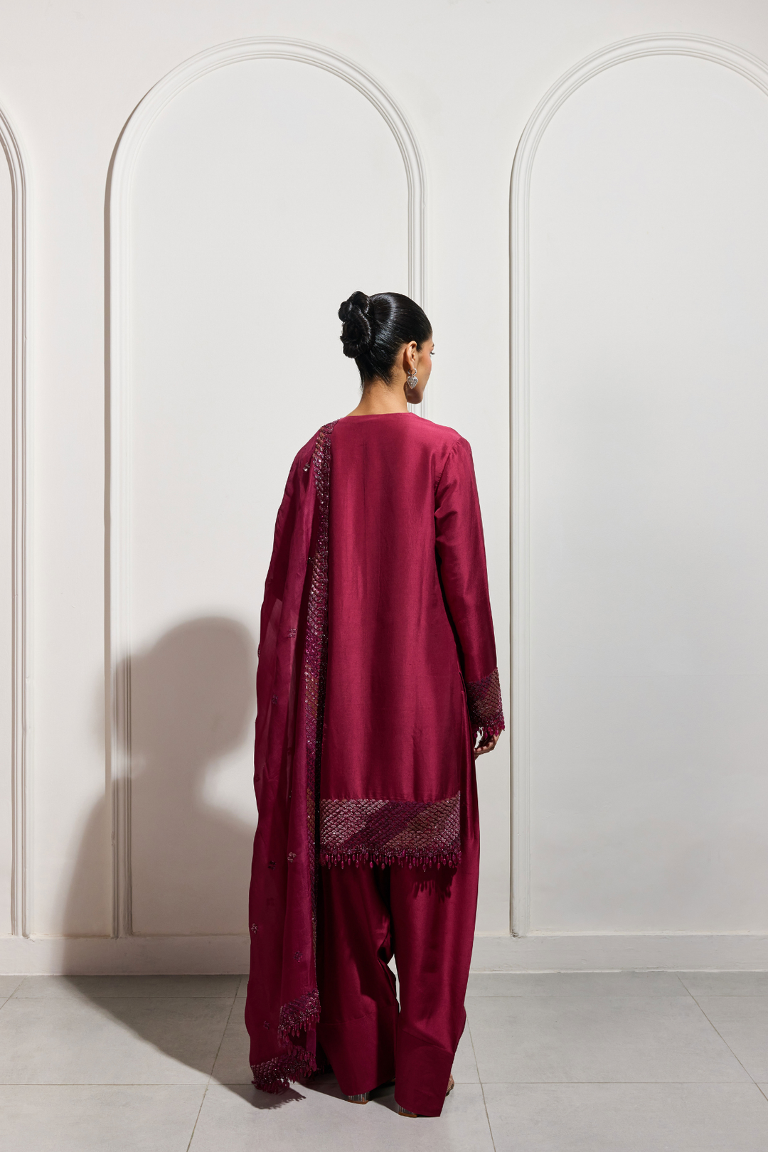 The Kurenai Kurta Set