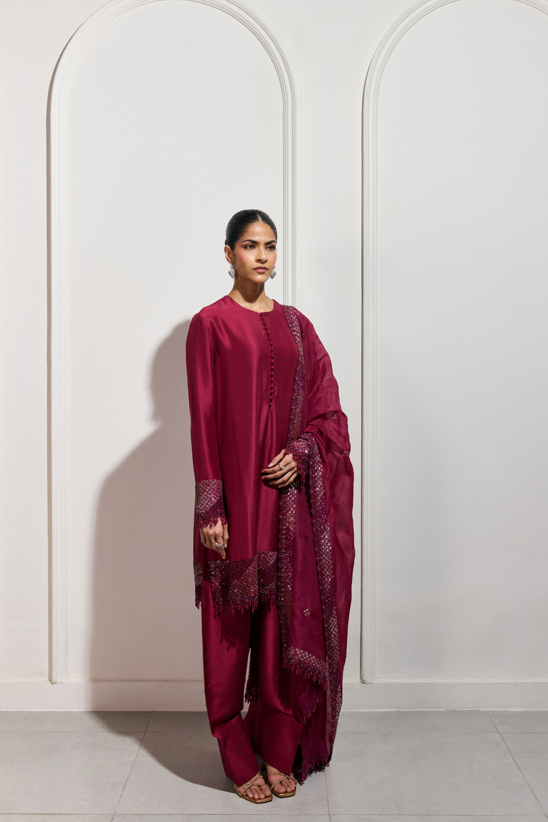 The Kurenai Kurta Set