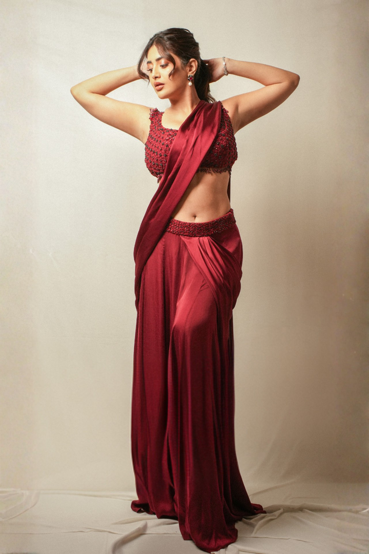 Rashi Singh In The Crimson Hanami Drape Saree